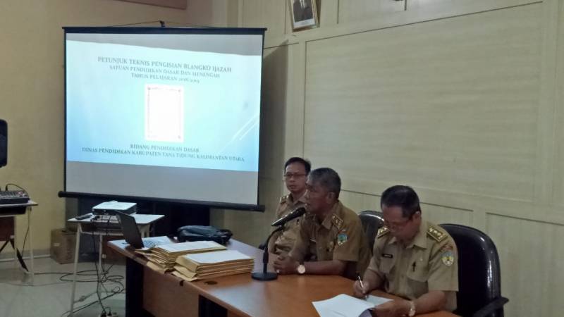 Hindari Kesalahan Dalam Pengisian Blangko Ijazah, Dinas Pendidikan Tana Tidung Adakan Sosialisasi Kepada Kepala Sekolah SD/SMP se- Kabupaten Tana Tidung